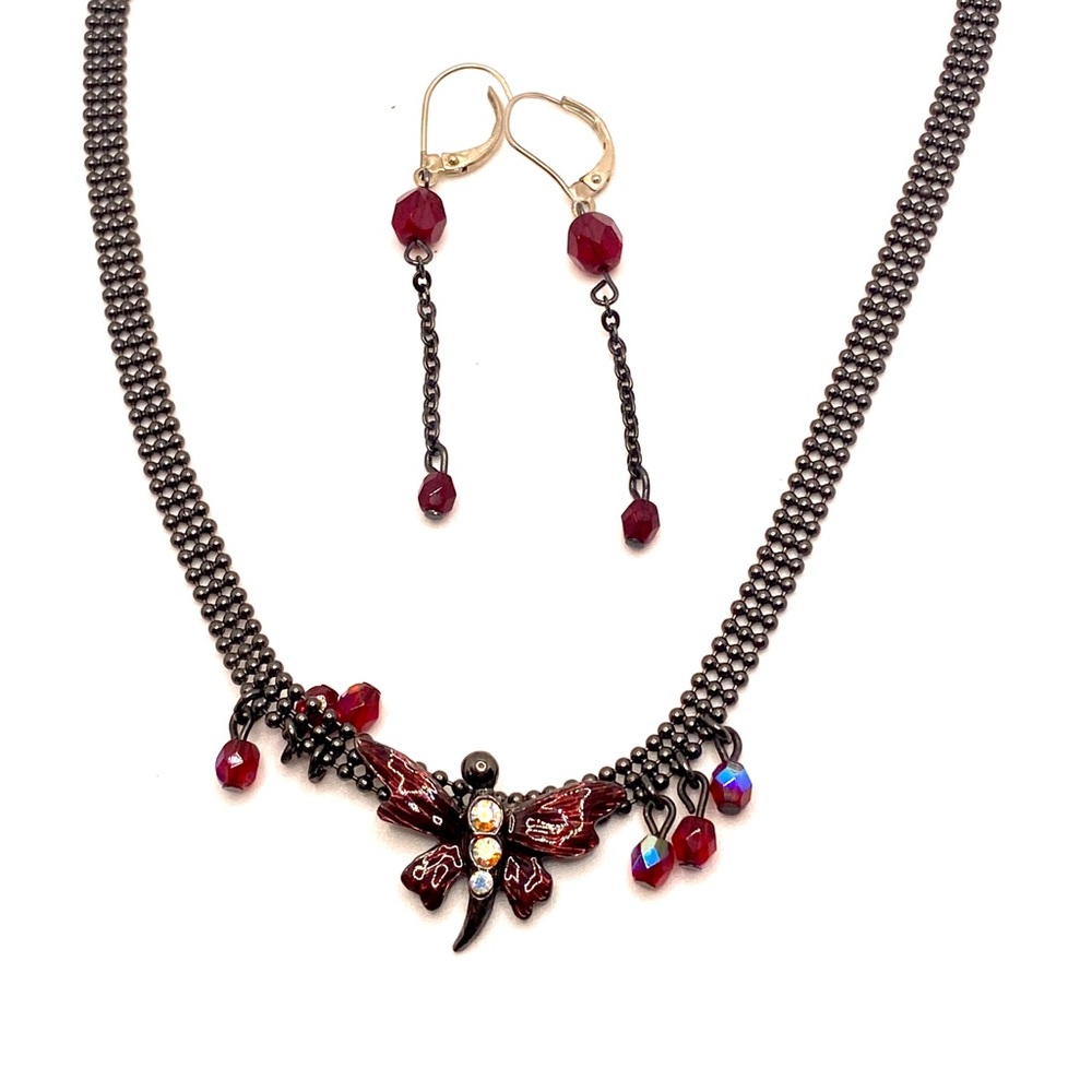 •Dragonfly Necklace Set•
